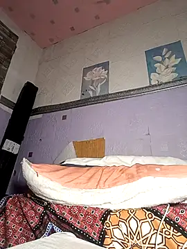 hotbabes163 online show from 03/10/25, 10:26