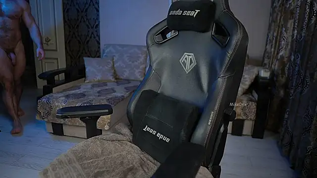 mike0xx online show from 11/28/25, 01:14