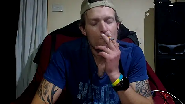 Snapshot of the-billy-blue chatting on 06/16/26, 11:51 the-billy-blue online show from 06/16/26, 11:51