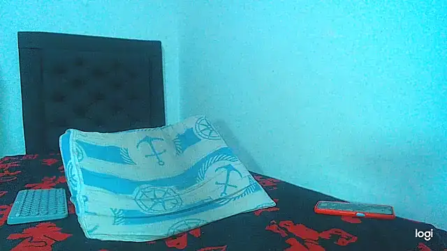 Snapshot of maihton_xx chatting on 03/15/25, 03:40 maihton xx online show from 03/15/25, 03:40