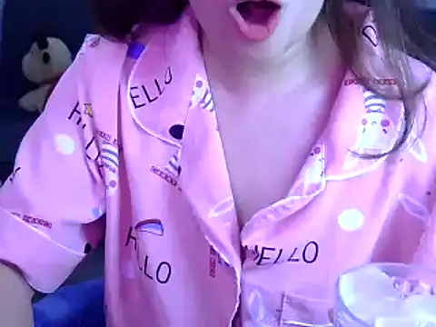 Bee 2k online show from 04/10/26, 04:17