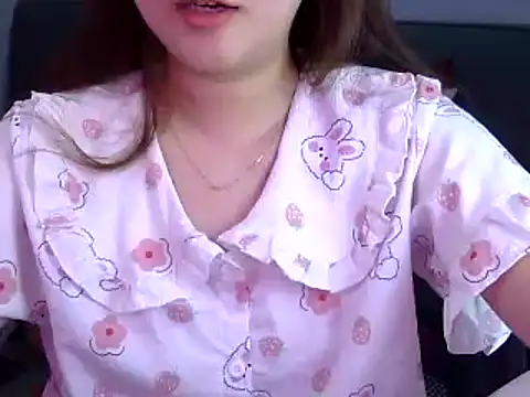 Bee 2k online show from 04/15/26, 04:19