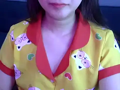 Bee 2k online show from 05/28/26, 04:32