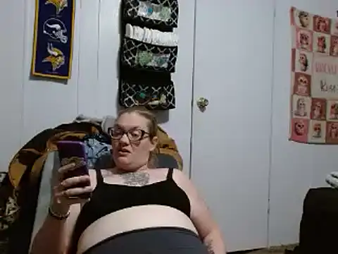 Slutty Owl420 online show from 02/18/25, 12:04