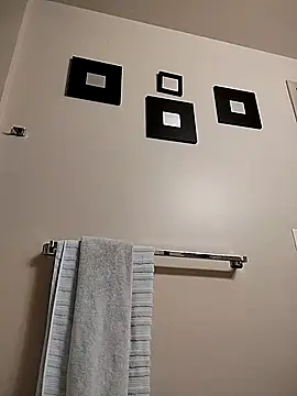 eatmeplease44 online show from 01/09/26, 10:44