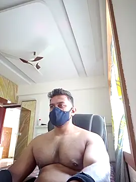 kaizercool1 online show from 12/17/25, 06:19