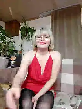 Snapshot of IrmaRose chatting on 02/03/25, 02:02 IrmaRose online show from 02/03/25, 02:02