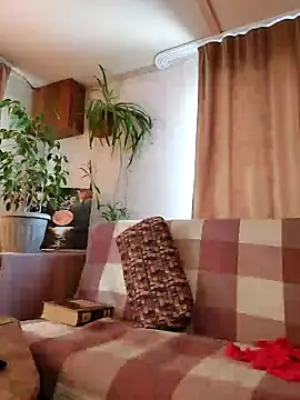 Snapshot of IrmaRose chatting on 02/04/25, 07:18 IrmaRose online show from 02/04/25, 07:18