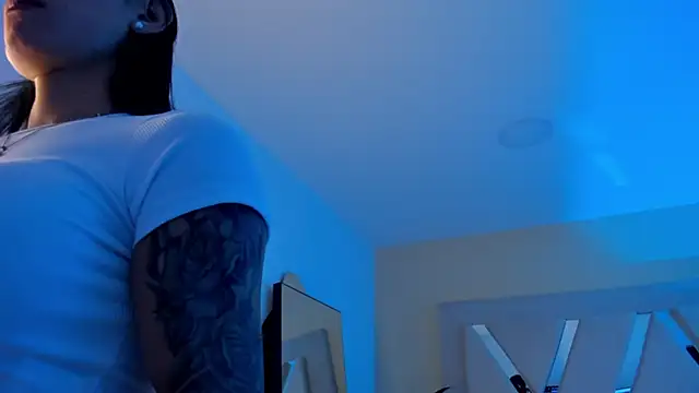 malejabenzz online show from 02/12/25, 07:56