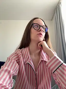 DivineBite online show from 04/01/26, 11:55