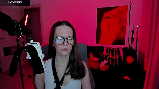 DivineBite online show from 04/20/26, 06:31