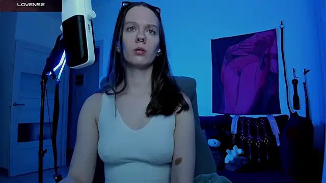 DivineBite online show from 04/21/26, 06:01