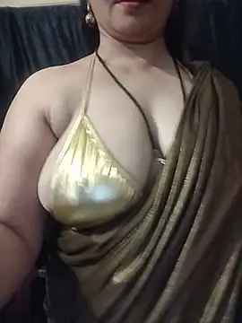 Snapshot of seema4xxxfun chatting on 06/26/26, 05:56 seema4xxxfun online show from 06/26/26, 05:56