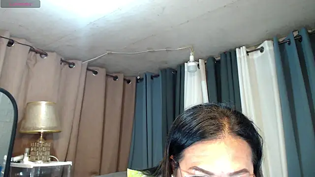 Snapshot of MagnificatMistress chatting on 12/15/24, 10:26 MagnificatMistress online show from 12/15/24, 10:26