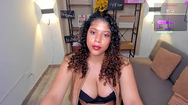 LilyBrunette online show from 04/01/26, 12:22