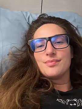 Snapshot of Thescorpionfr chatting on 01/21/25, 02:37 Thescorpionfr online show from 01/21/25, 02:37