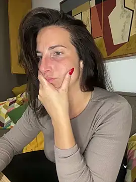 Snapshot of Thescorpionfr chatting on 03/05/25, 08:53 Thescorpionfr online show from 03/05/25, 08:53