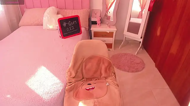 whitneyhot online show from 09/09/25, 11:43