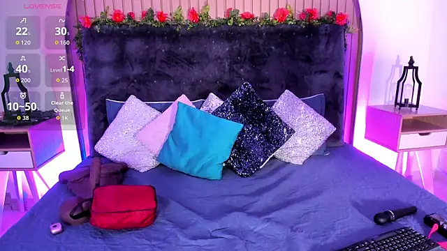 Karlagonzales  online show from 11/07/25, 09:31