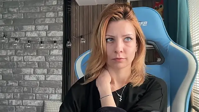 karo123421 online show from 02/21/26, 06:58