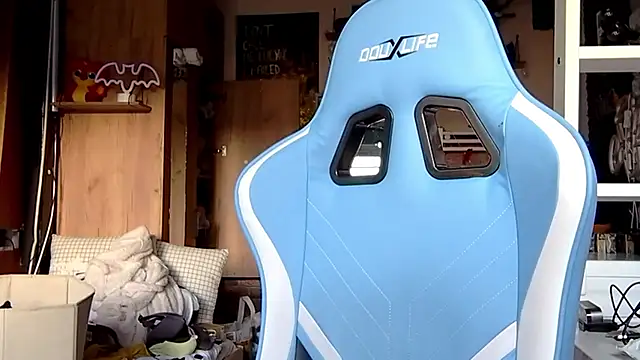 karo123421 online show from 03/11/26, 03:29