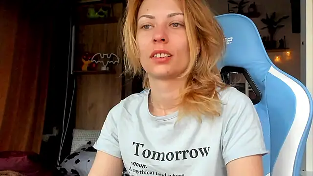 karo123421 online show from 03/15/26, 04:51