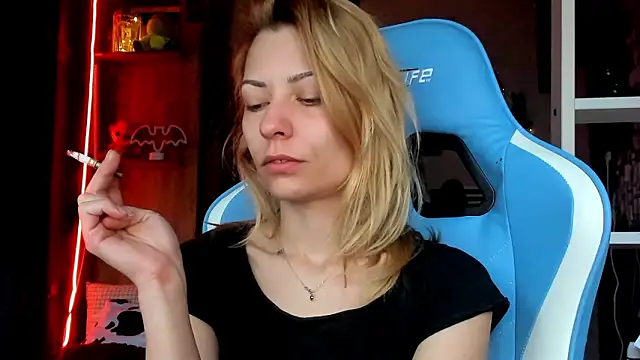 karo123421 online show from 03/23/26, 04:49