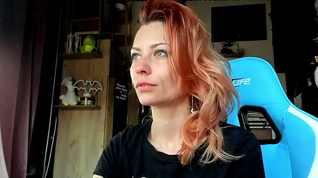 karo123421 online show from 05/08/26, 03:45