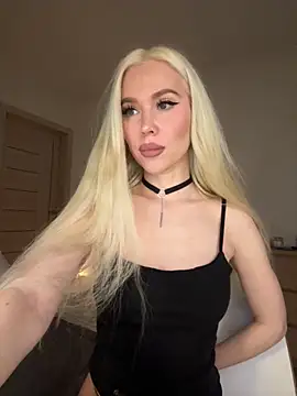 xDinnax online show from 11/05/25, 08:20