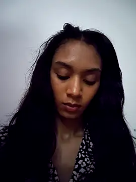 Leaberry online show from 12/19/25, 11:34