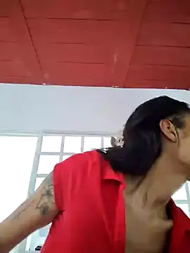 Leaberry online show from 12/21/25, 07:32