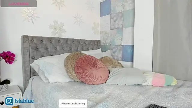 Kianna   online show from 04/19/26, 11:07