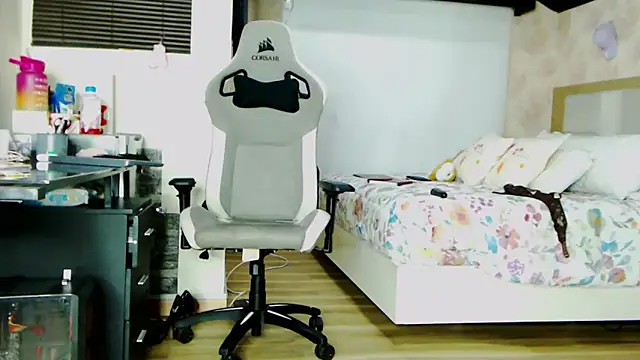 stefializon online show from 02/12/25, 09:52