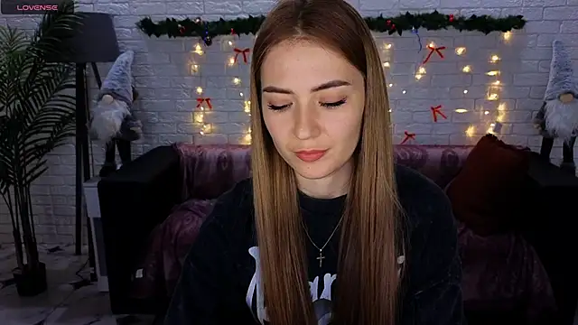 Adelyna Bird online show from 12/21/24, 11:44