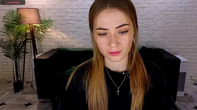 Adelyna Bird online show from 03/07/25, 07:30