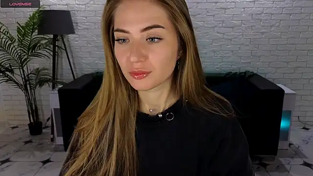 Adelyna Bird online show from 09/19/25, 06:59