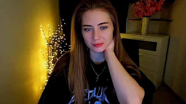 Adelyna Bird online show from 03/08/26, 07:23