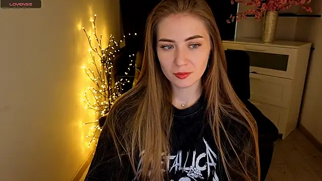 Adelyna Bird online show from 04/24/26, 06:27