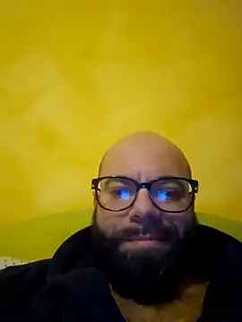 Snapshot of Dolceporco19 chatting on 01/06/25, 10:46 Dolceporco19 online show from 01/06/25, 10:46