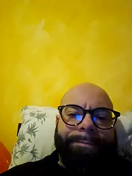 Snapshot of Dolceporco19 chatting on 02/22/25, 09:45 Dolceporco19 online show from 02/22/25, 09:45