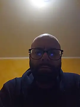 Snapshot of Dolceporco19 chatting on 11/01/25, 10:28 Dolceporco19 online show from 11/01/25, 10:28