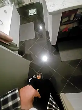 Snapshot of Dolceporco19 chatting on 02/26/26, 05:23 Dolceporco19 online show from 02/26/26, 05:23