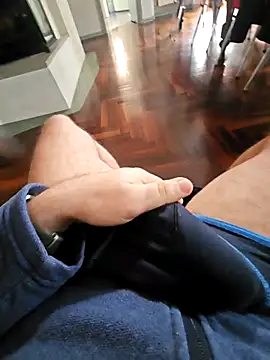 Snapshot of Dolceporco19 chatting on 03/15/26, 01:50 Dolceporco19 online show from 03/15/26, 01:50