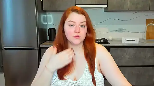 Snapshot of PolinaSalvatore chatting on 02/02/25, 12:35 PolinaSalvatore online show from 02/02/25, 12:35