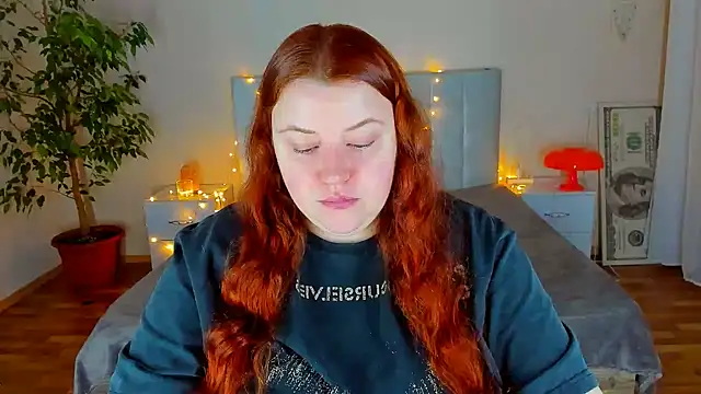 Snapshot of PolinaSalvatore chatting on 02/09/26, 05:06 PolinaSalvatore online show from 02/09/26, 05:06