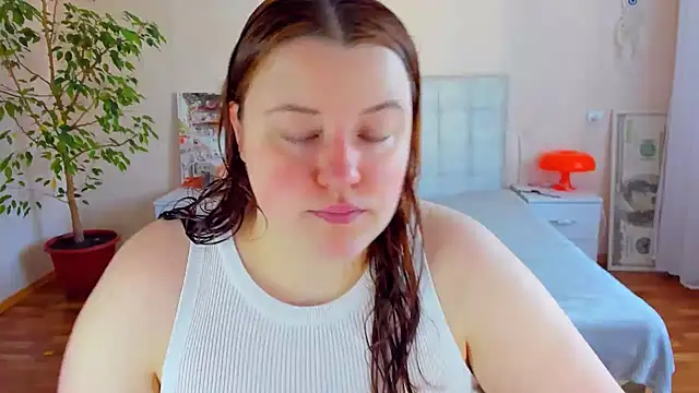 Snapshot of PolinaSalvatore chatting on 05/23/26, 10:30 PolinaSalvatore online show from 05/23/26, 10:30