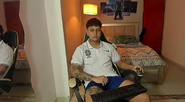 Snapshot of Jake_simons chatting on 01/25/25, 09:15 Jake simons online show from 01/25/25, 09:15