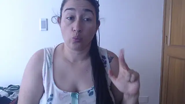 andreaisis2 online show from 03/28/26, 07:13