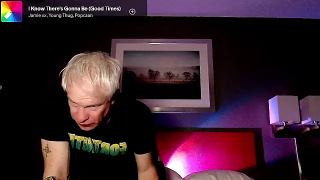 Snapshot of Snarfle82 chatting on 12/22/25, 10:56 Snarfle82 online show from 12/22/25, 10:56