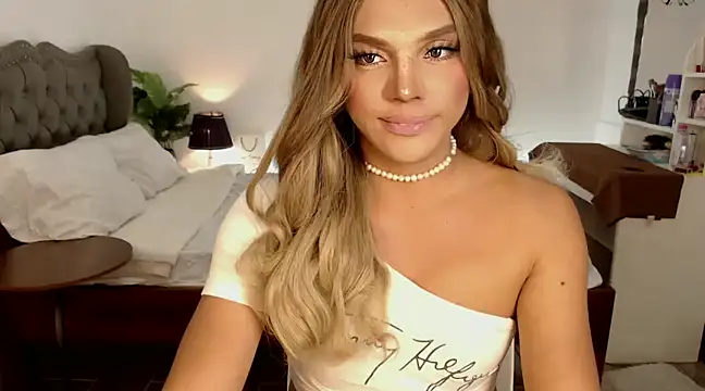 liaa lurrecams online show from 12/10/24, 03:55